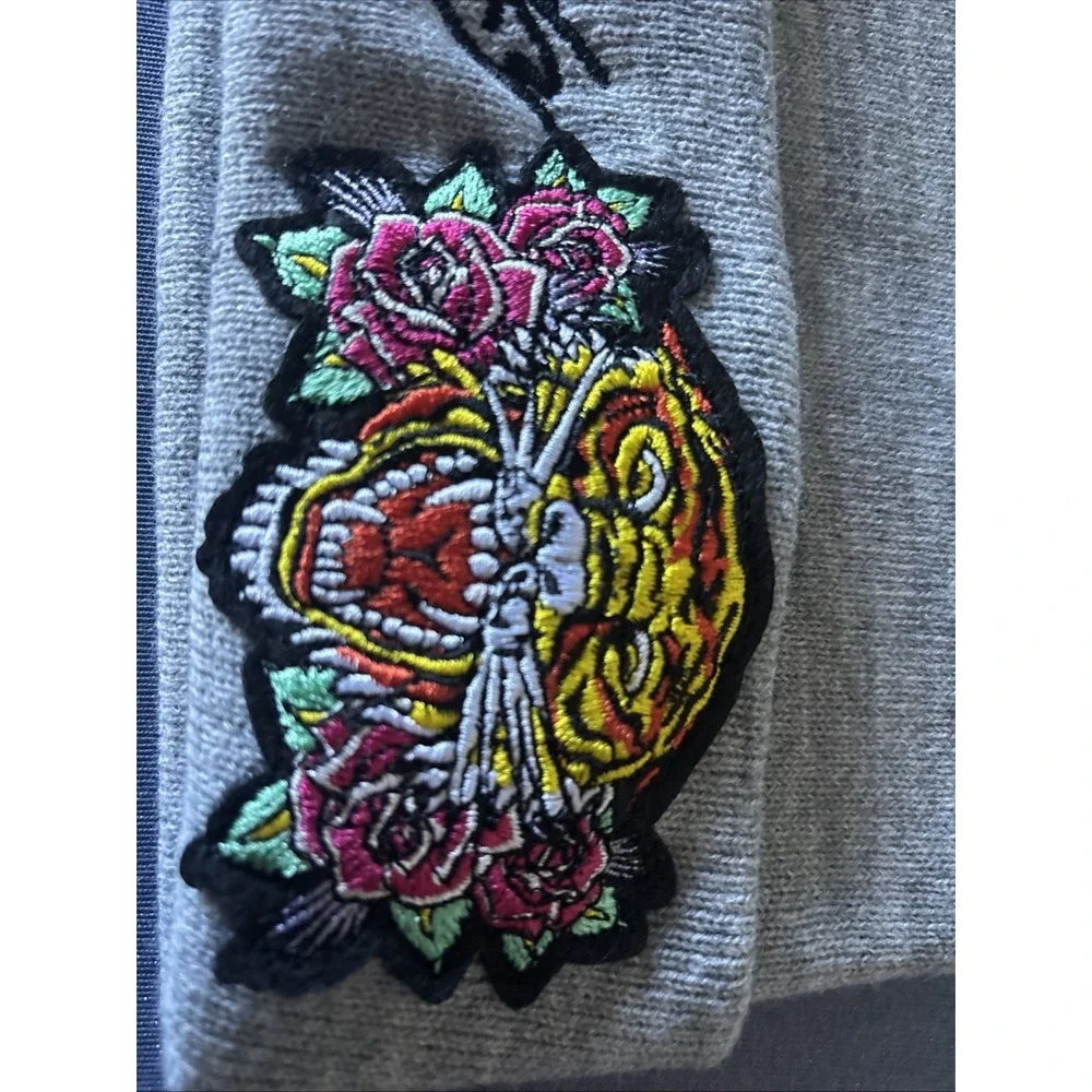 Ed Hardy Tiger Beanie Hat Big Graphic Embroidered Knitted Unisex Grey Gray‎ New